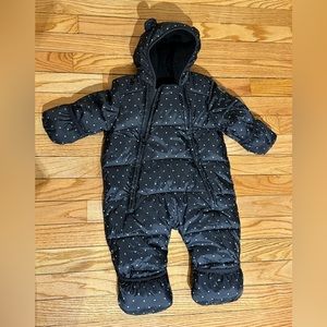 Baby GAP Prima-loft snowsuit 0-6  months